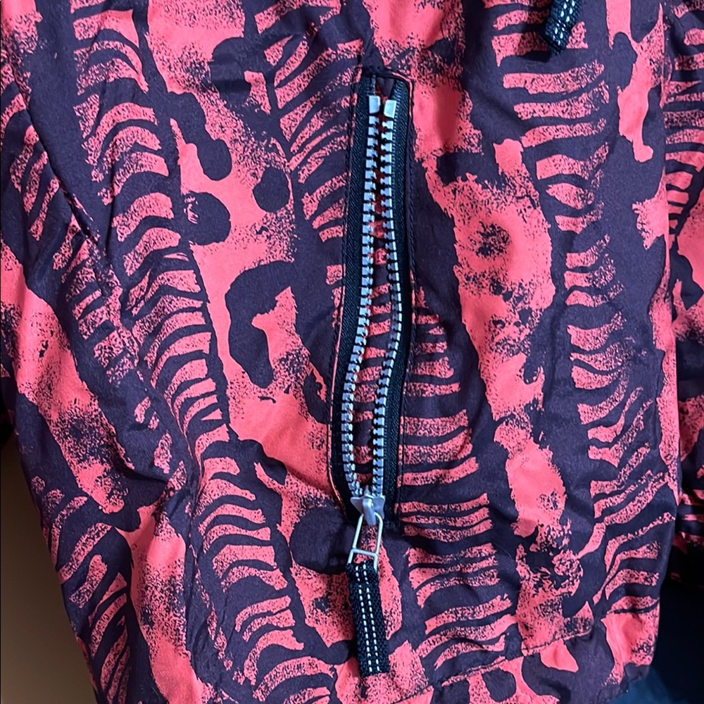 Red And Black Patterned Jacket - image 6